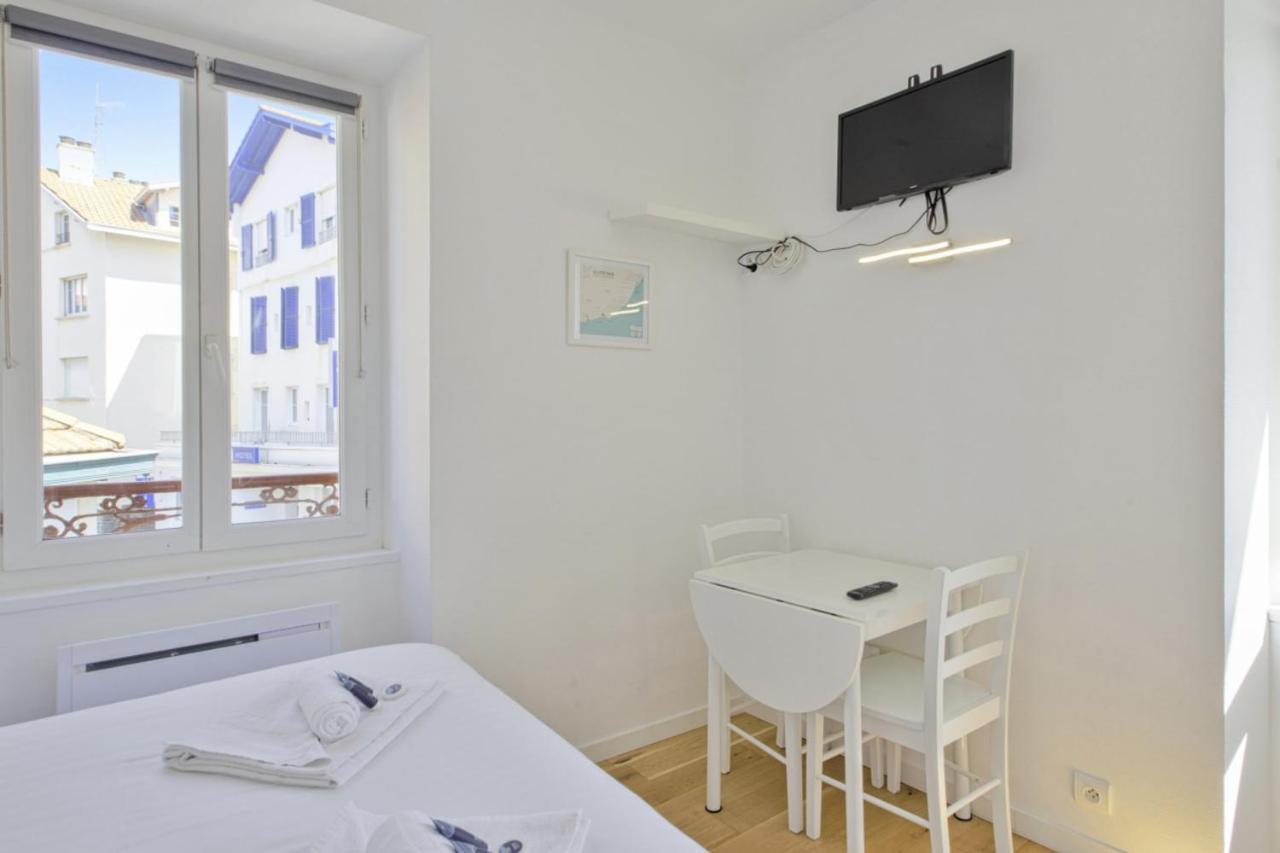 Studio Gaston - Welkeys Biarritz Exterior foto